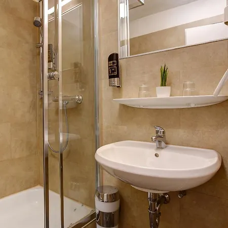 Ξενοδοχείο Sure By Western Ambassador Ντίσελντορφ