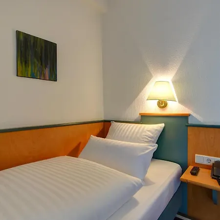 Hotel Ambassador Duesseldorf Hotel 3*