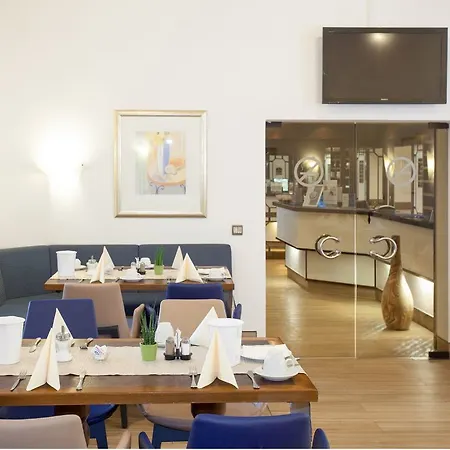 Sure By Western Ambassador 3*