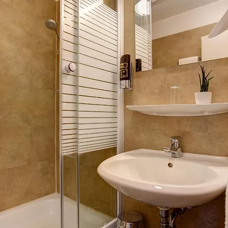 Hotel Best Western Ambassador Hotel 3*