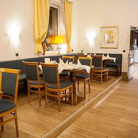 Sure By Western Ambassador Düsseldorf