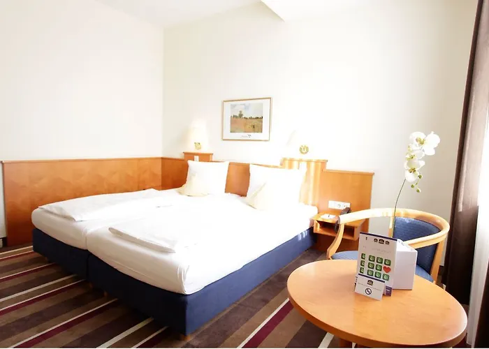 Hotel Sure By Western Ambassador