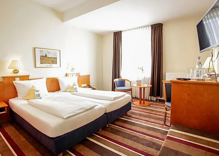 Hotel Sure By Western Ambassador