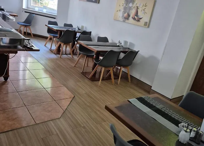 Sure By Western Ambassador Hotell