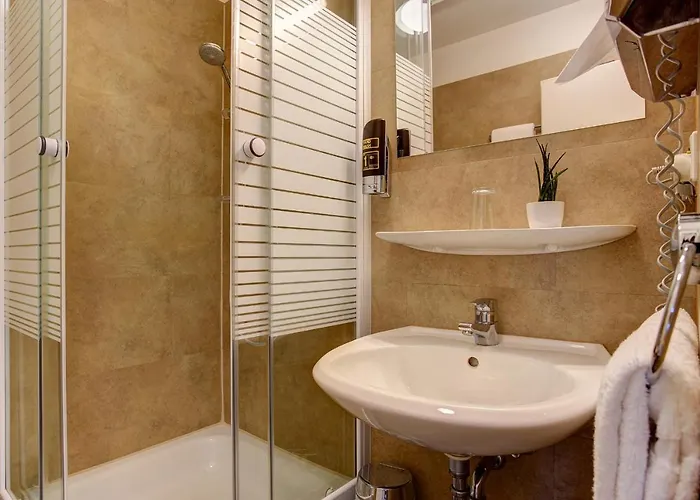 Hotell Sure By Western Ambassador 3*