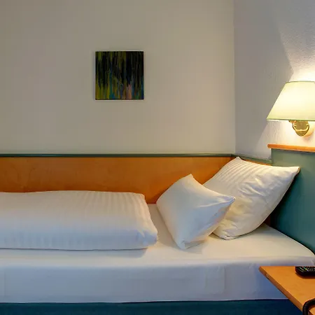 ホテル Sure By Western Ambassador デュッセルドルフ