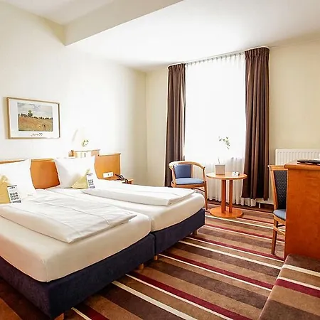 Hotel Sure By Western Ambassador