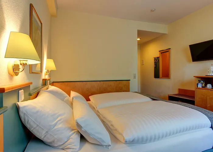 Sure By Western Ambassador 3* دوسلدورف